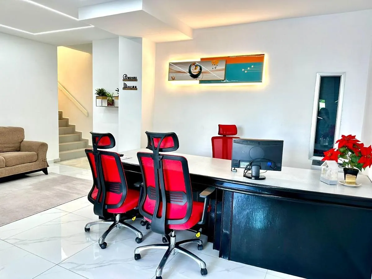 Three Homestay Perai